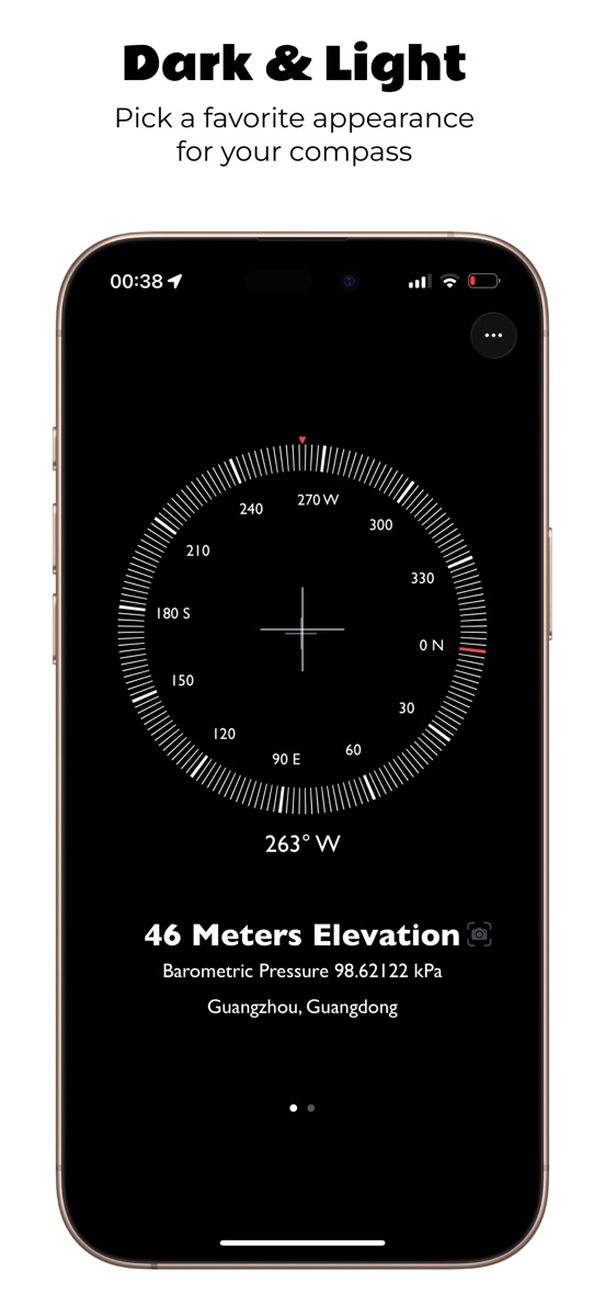 Altitude Compass in dark appearance